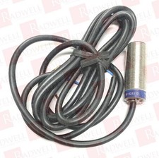 SCHNEIDER ELECTRIC XS1M18DA210PTF / XS1M18DA210PTF (NEW NO BOX)