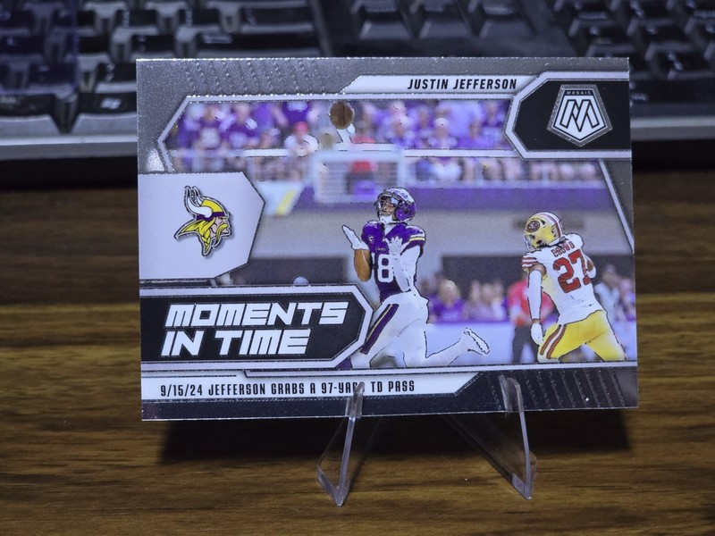 2025 Panini Mosaic - Moments in Time Justin Jefferson #19