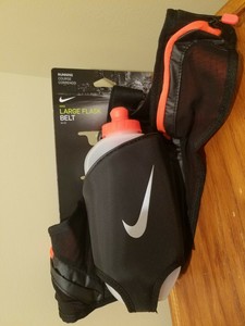 nike running water belt
