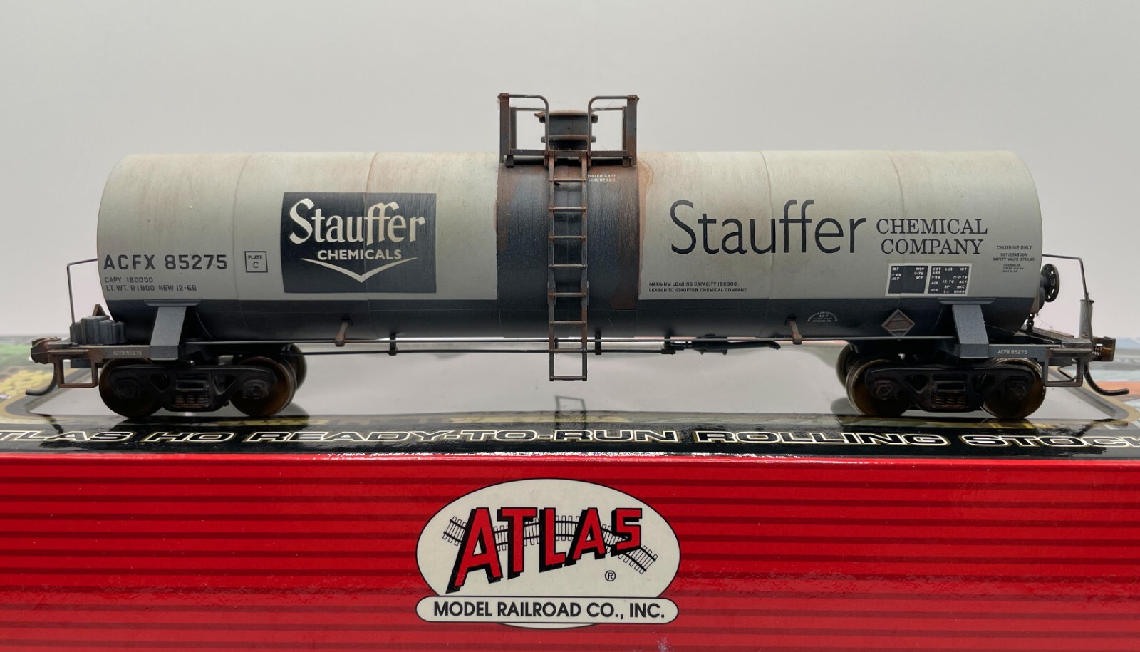 HO ATLAS 1558-1 17,360 GALLON TANK CAR STAUFFER ACFX 85275 WEATHERED | eBay