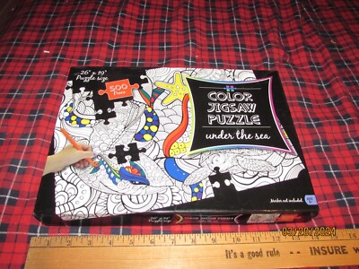 500 PIECE COLOR JIGSAW PUZZLE - BLACK & WHITE UNTIL YOU COLOR IT WITH MARKER