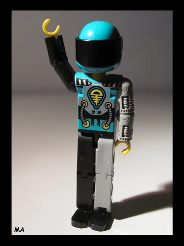 LEGO : Technic Figure ~ Racer with turquoise helmet / 8233 8269 ( tech001b )