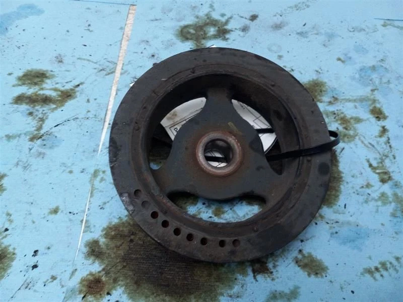 Balanceador armónico Chrysler Town Country 2007-2011 Foto 3 de 4