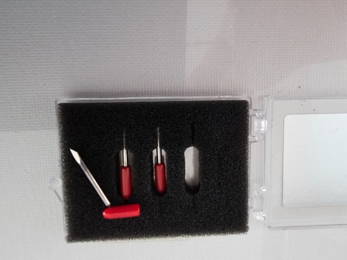Blades cemented carbide for plotter Mimaki standard 45 degrees 3 pieces/box - Picture 3 of 3