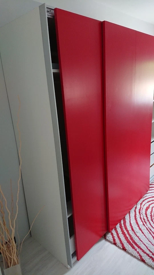 Ikea PAX Schiebetüren Hasvik rot Schranktüren komplett mit Schienen.  - Bild 3 von 4