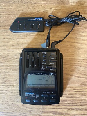 Zoom 9002 - Vintage Guitar Effects Processor - Fully functional w/Remote!