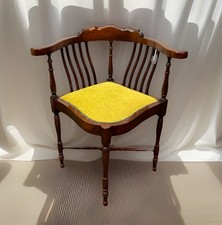 Eckstuhl Schminkstuhl Captain Chair Vintage Holz gepolsterter Sitz Art Deco