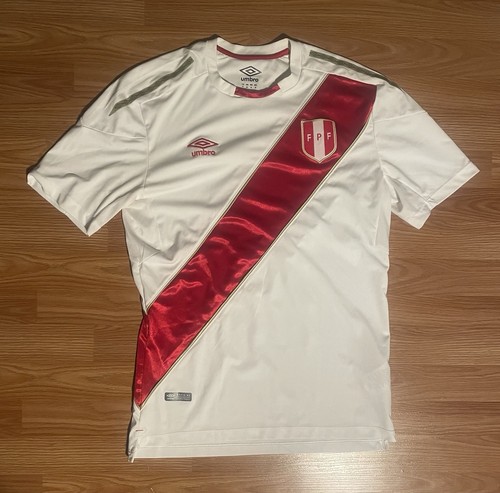 Umbro Peru FPF Shirt Herren weiß Fußball Trikot Football Sportswear Logo Athletic
