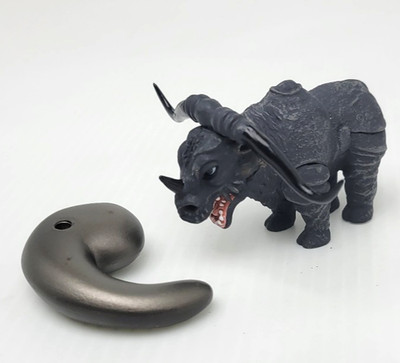 Iwakura Kidomaru Taurus Bull and Magatama Mini Figures - Gamera