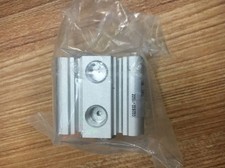 1PC New SMC CQ2B32-5DZ CQ2B325DZ Cylinder *cm