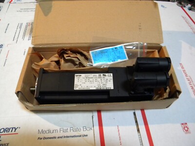 NEW LENZE MCS 06I60LRS0P1-A11N-ST5S00N-R2SU SERVO MOTOR 150V 1HP 6000RPM U3S *
