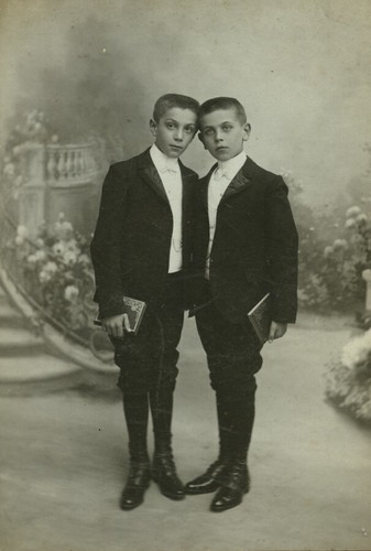 France Roubaix Two Boys Old Cabinet Photo Planque 1900 - Photo 1/3