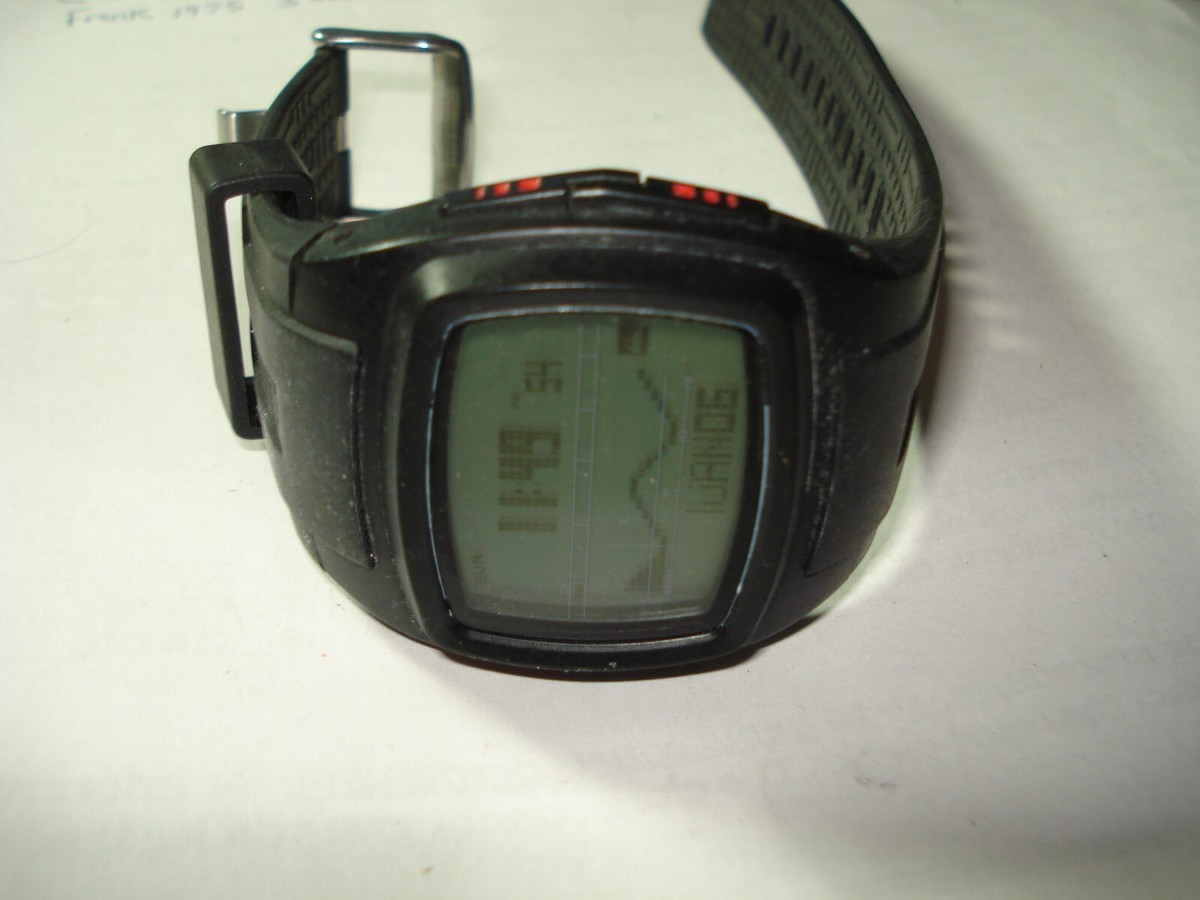 Quiksilver Montre Maree RARE QUICKSILVER E-MOONDAK SURF TIDE