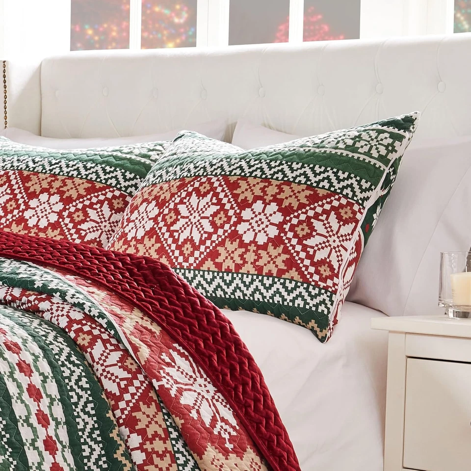 FAIR ISLE CHRISTMAS 3p Queen QUILT SET : RED GREEN SNOW DEER SWEATER HOLIDAY - Image 4 of 4