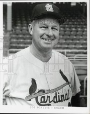 1966 Press Photo St. Louis Cardinals baseball coach Joe Schultz - kfx03399