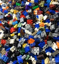 LEGO LOT OF 20 MINIFIGURE LEG PIECES RANDOMLY SELECTED PANTS PEOPLE BODY PARTS