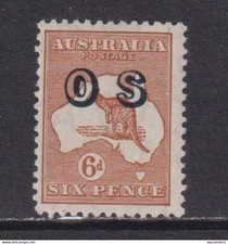 AUSTRALIA - 1932-33 Official 6d Multiple Crown Watermark Hinged Mint (D1)