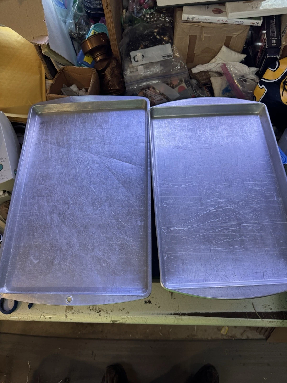 Vintage Aluminum Brownie Pan Cookie Sheet Lot Of 2 15.5 X 10.5 X 1 & 17 X 11 “
Opens in a new window