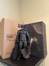 Hot Toys BVS Dawn of Justice Batman 2.0 Delux...