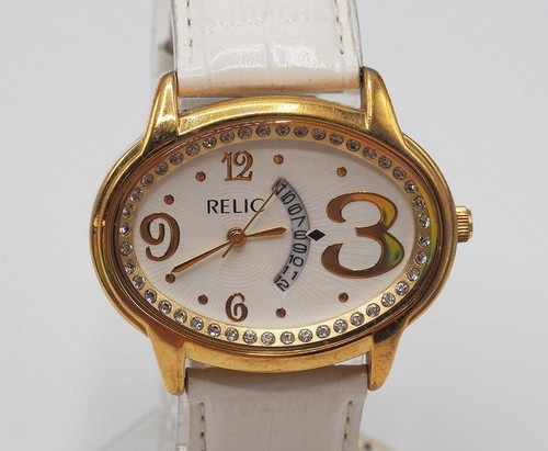 Relic Montre avec Unique Cristal Décoré Ovale Étui Et Date Fenêtre - Photo 1 sur 6