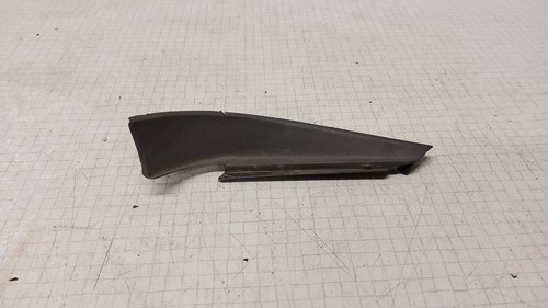 Volkswagen Golf V 2008 Vorne rechts Beplankung Zierleiste Kotflügel 1K5819448