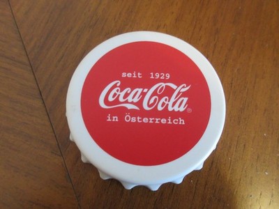 Coca-Cola Flaschenöffner Österreich Kronkorken Design crown cap bottle opener