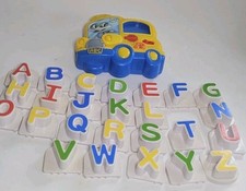 Leap Frog Fridge Phonics Magnetic Bus With Set 25 Alphabet Letters EC