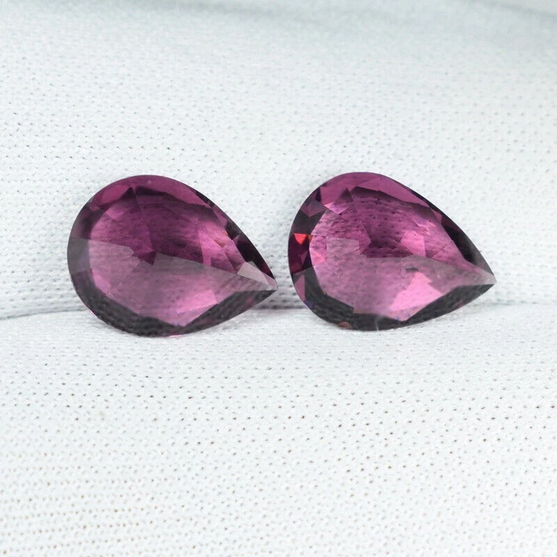 5.17 ct TOP LUSTROUS - PURPLE PINK - NATURAL RHODOLITE GARNET - Pear Pair RR - Image 2 of 2