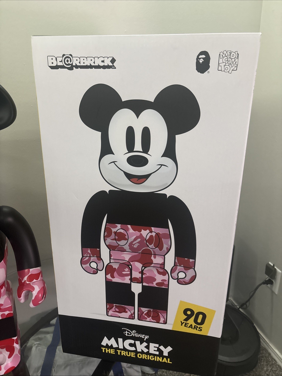 A BATHING APE Mickey Mouse Pink/Black Camo 1000% BEARBRICK thumbnail 3