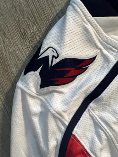 Washington Capitals Fanatics Youth Jersey - Size S/M - Picture 4 of 5