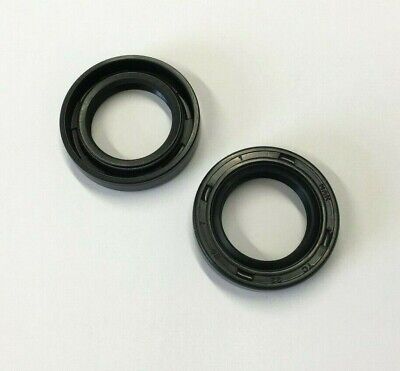 22x35x7 Nitrile Shaft Oil Seal with Garter Spring 22mm Shaft. R23 Double Lip
