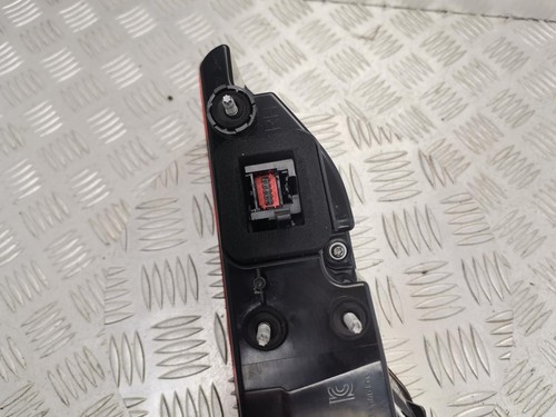 Jaguar I-Pace Inner Tail Light Lamp RH UK Drivers 2018-24 X590 J9DE-13A420-CB - Picture 7 of 7