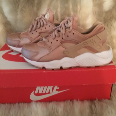nike air huarache bronze