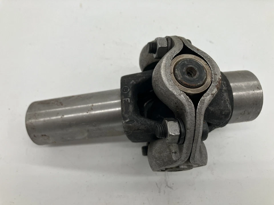 34-36 Chevrolet Passenger Truck Universal Joint Assembly PRECISION 676 - Image 2 of 4