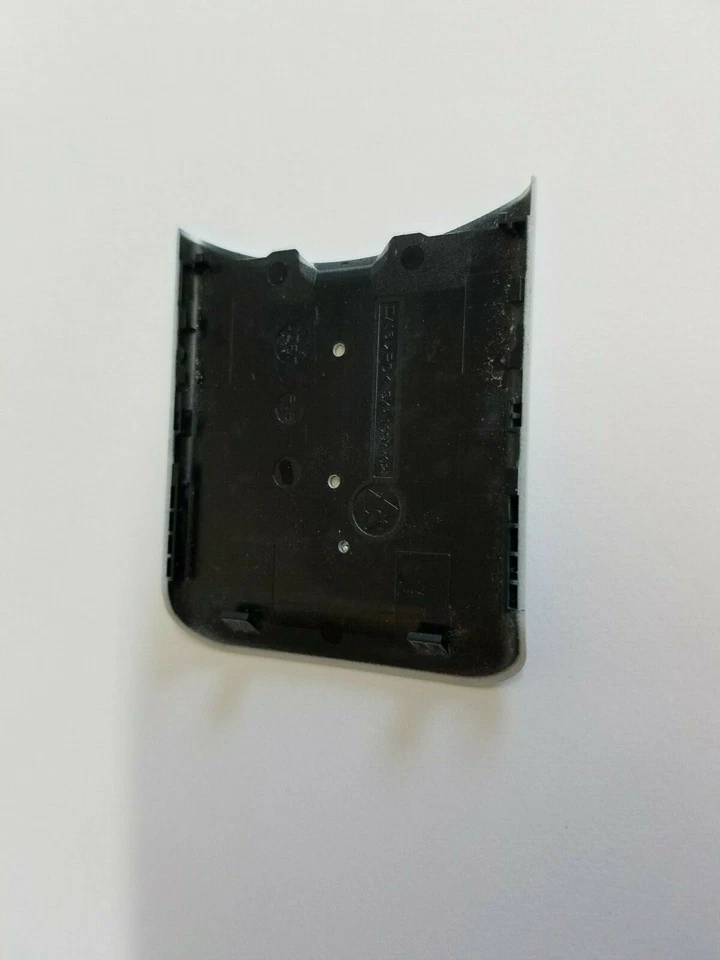 Cubierta de batería de puerta trasera plateada rara para teléfono celular Sony Ericsson W580i Foto 3 de 3