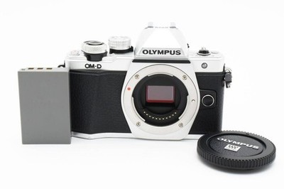 Olympus OM-D E-M10 Mark II Body Silver Working