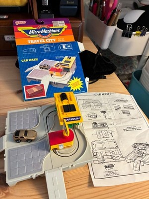 Vintage 1987 Galoob Micro Machines Travel City CAR WASH Playset - COMPLETE CLEAN