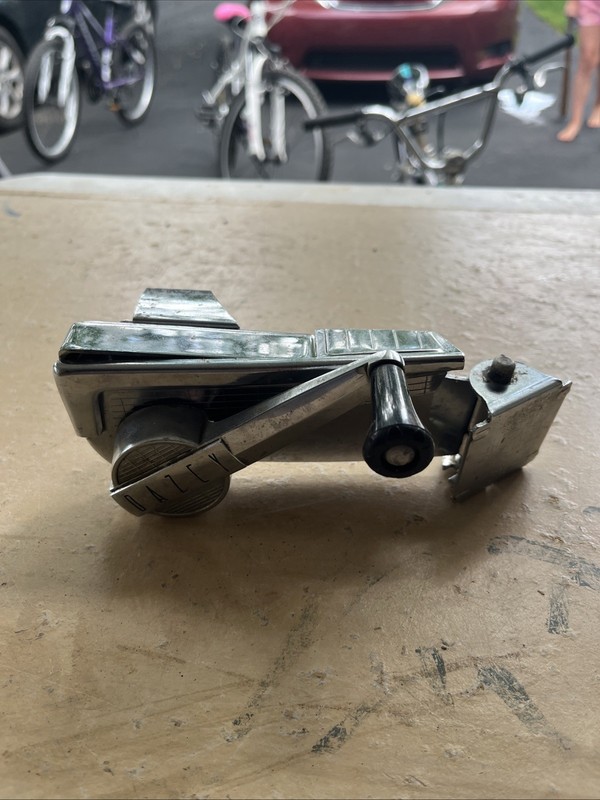 Dazey Canaramic Model 85 Vintage Can Opener