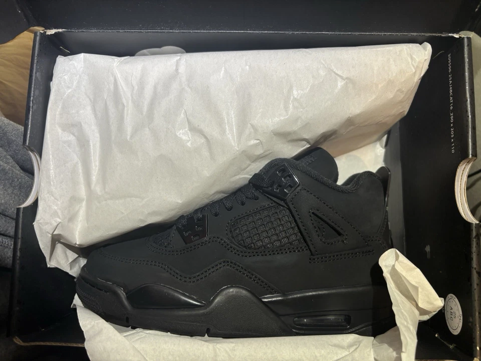 Talla 4Y / 5.5W - Nike Air Jordan 4 Retro GS Niños Negro Gato 2025 IB4171-010 Foto 4 de 4