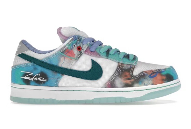 ⭐️ Nike SB Dunk Low x Futura Laboratories Bleached Aqua Men