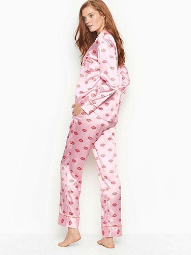 Victoria's Secret Satin Pajama Set 2 Pieces Ligth Purple Red Lips Letters - Picture 3 of 3