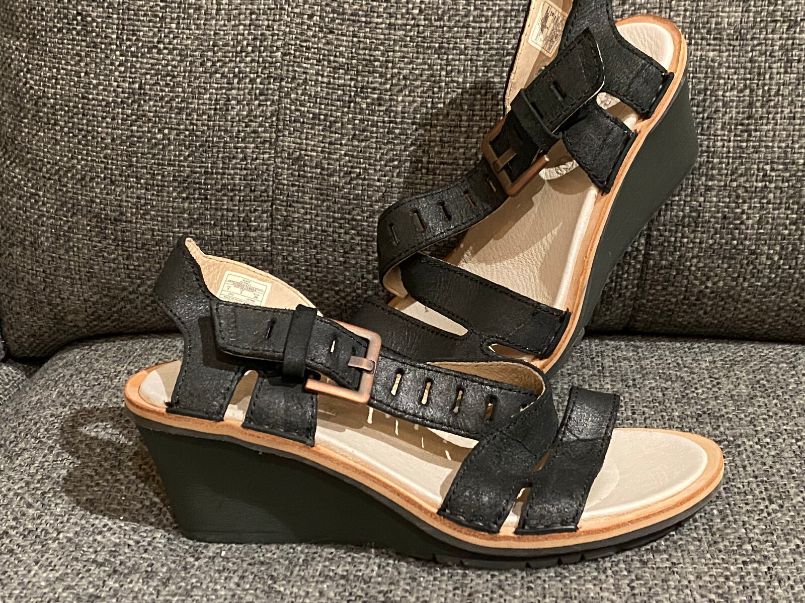 Merrell Sirah BLACK Buckled Strap Wedge Heels Sandals Shoes Women's Sz 7M