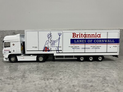 Corgi - DAF 105 + Stepframe Trailer - Britannia Movers - CC14103