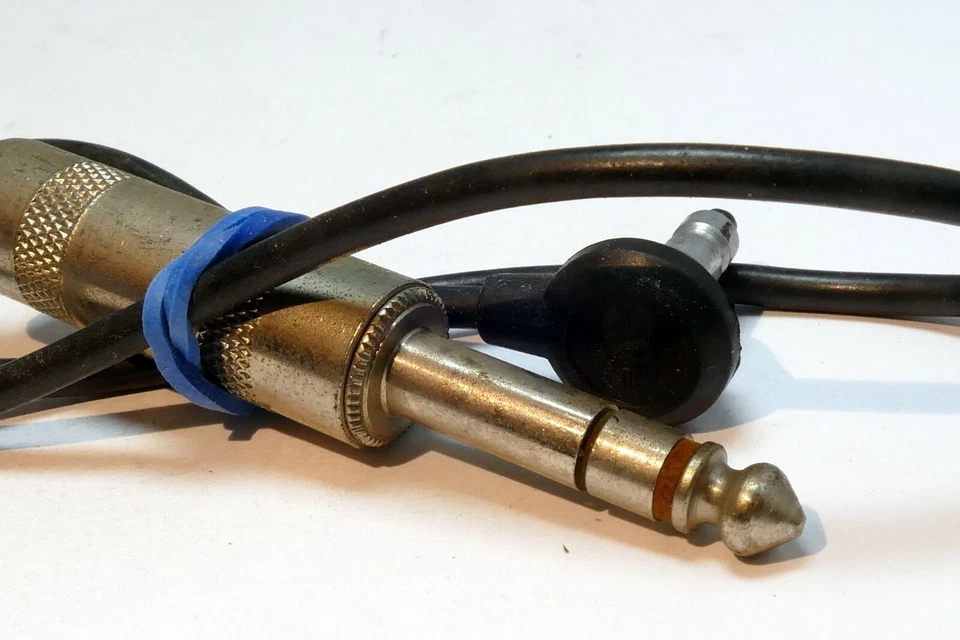 6.35mm to Male Cord  Flash Cable Sync  cable 12" long - Image 3 of 4