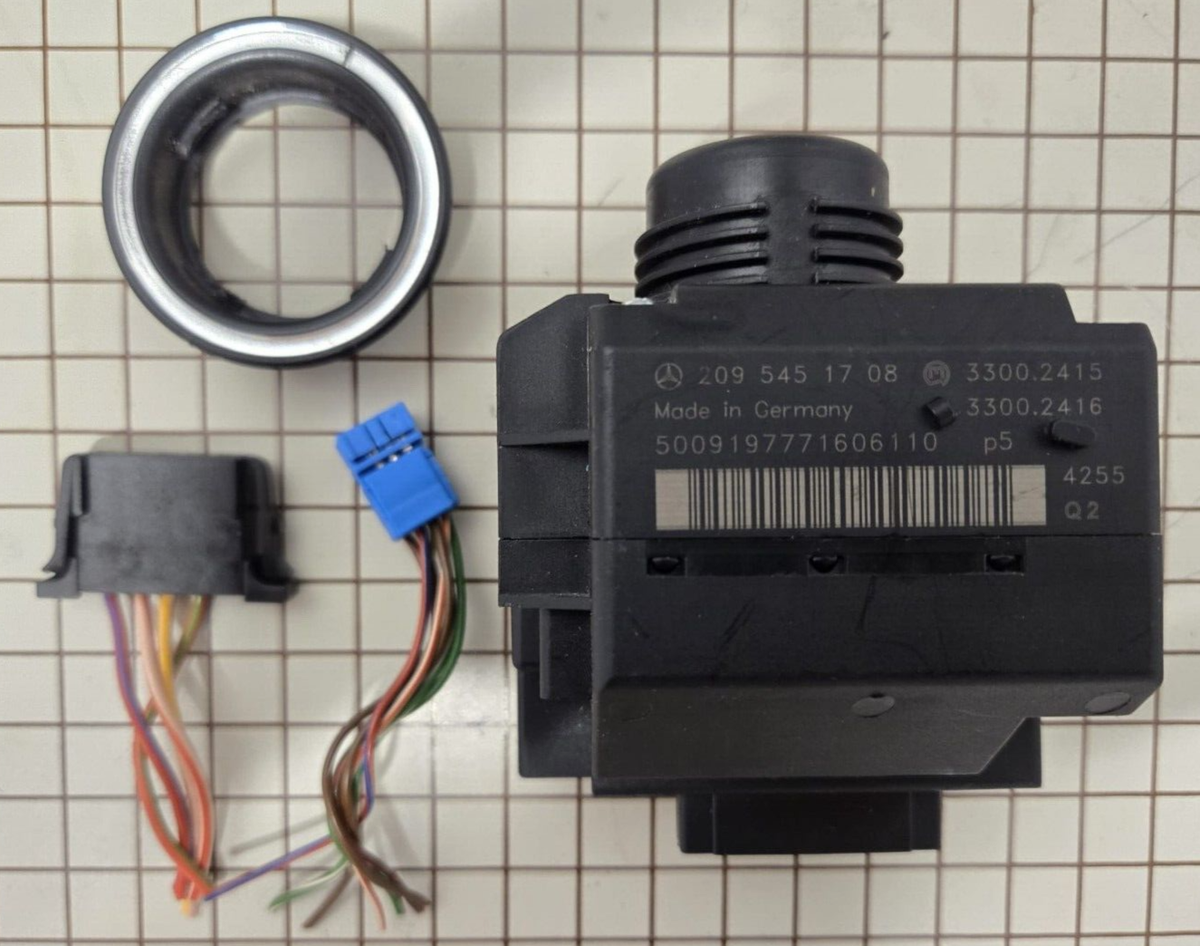 209 545 17 08 Mercedes 03-09 W211_ST12 C-Class CLK-Class Ignition