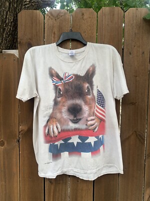 2014 USA Cute Squirrel David Penfound Art Beige/cream Tie Dye T-shirt Size XL.
