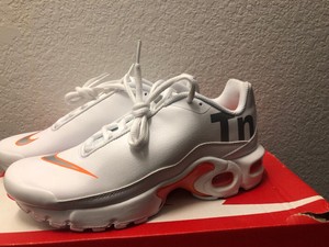 nike tn white orange