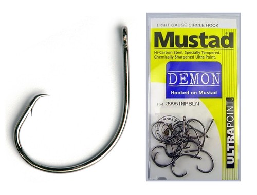 MUSTAD 1 Packet of 39951NPBLN Demon Circle Light Chemically Sharp Fishing Hooks - Picture 1 of 13