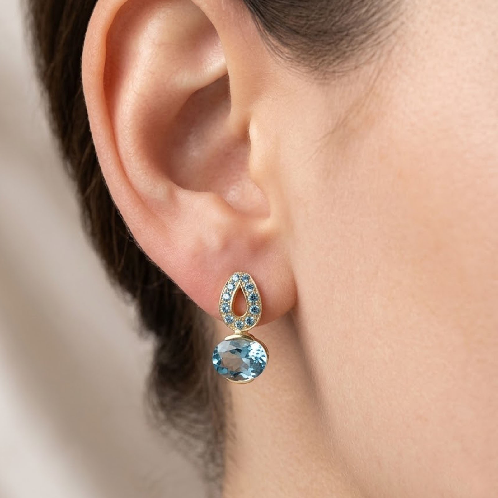 24K Gold 925 Sterling Silver Earrings Pristine Sea Blue Aquamarine Oval 4.55Ct