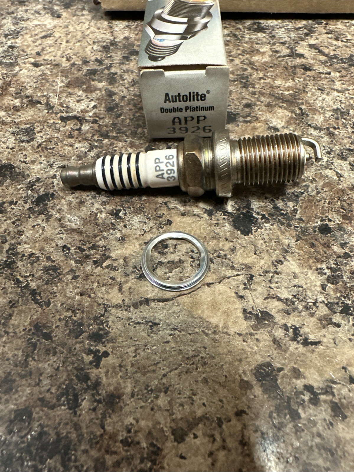 Autolite APP3926 Spark Plug 82-91 CORVETTE  TBIRD Tap Desc. FREE SHIP